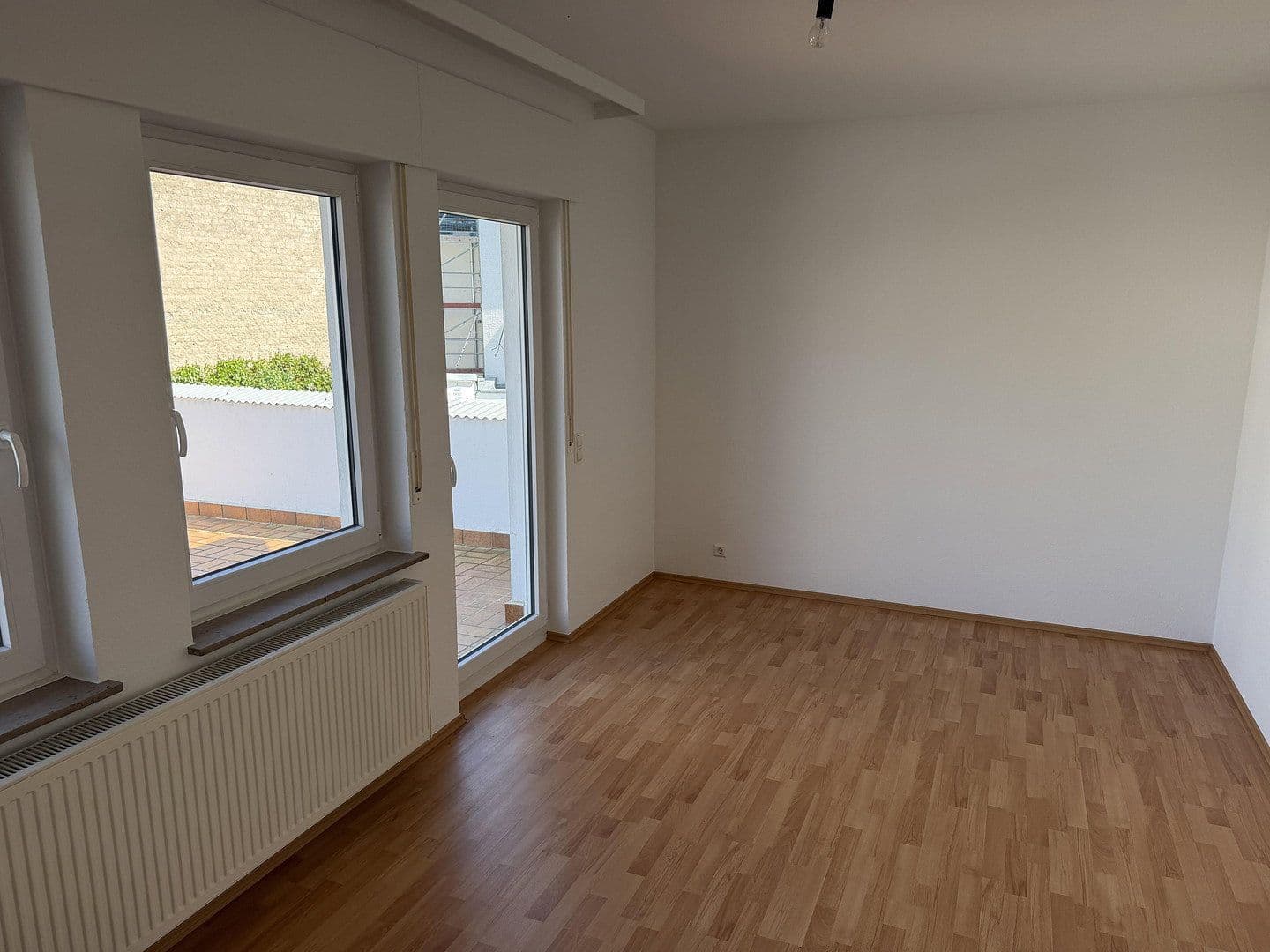 Pronájem bytu 3+1 70 m², D‘Estherstr.4, Vallendar, Porýní-Falc Pronájem bytu 3+1 70 m², D‘Estherstr.4, Vallendar, Porýní-Falc