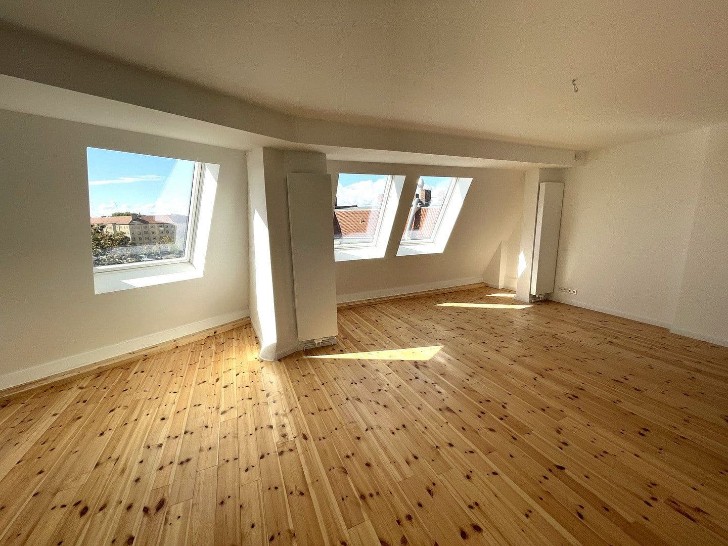 Prodej bytu 4+1 164 m², Gustav-Adolf-Str. 1, Berlin, Berlín Prodej bytu 4+1 164 m², Gustav-Adolf-Str. 1, Berlin, Berlín