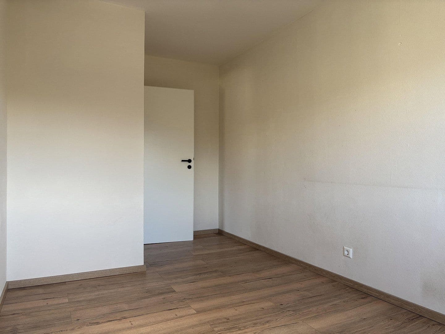 Prodej domu 120 m², pozemek 380 m², Berlin, Berlín Prodej domu 120 m², pozemek 380 m², Berlin, Berlín