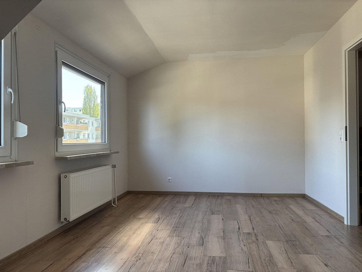 Prodej domu 120 m², pozemek 380 m², Berlin, Berlín Prodej domu 120 m², pozemek 380 m², Berlin, Berlín