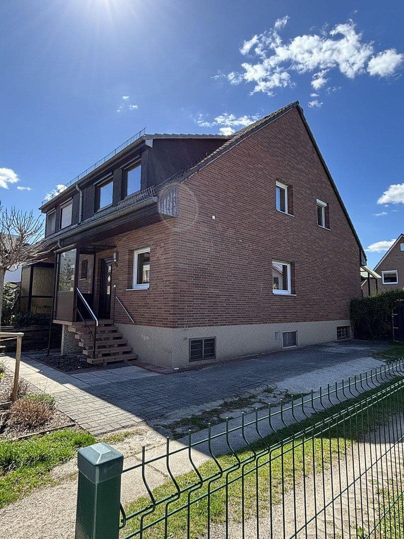 Prodej domu 120 m², pozemek 380 m², Berlin, Berlín Prodej domu 120 m², pozemek 380 m², Berlin, Berlín