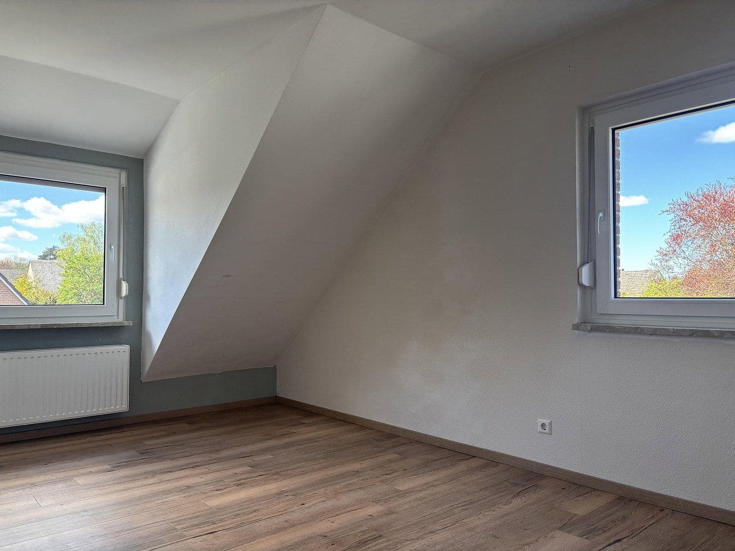 Prodej domu 120 m², pozemek 380 m², Berlin, Berlín Prodej domu 120 m², pozemek 380 m², Berlin, Berlín