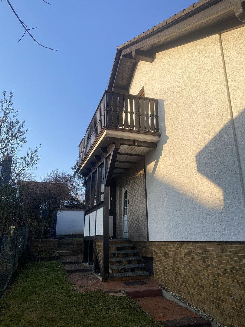 Prodej domu 185 m², pozemek 579 m², Maintal, Hessen Prodej domu 185 m², pozemek 579 m², Maintal, Hessen