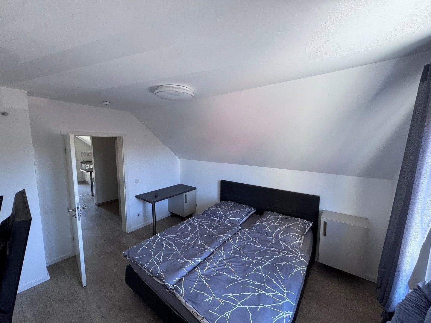 Pronájem bytu 1+1 30 m², Wilhelm-Kobelt-Str., Frankfurt am Main, Hessen Pronájem bytu 1+1 30 m², Wilhelm-Kobelt-Str., Frankfurt am Main, Hessen