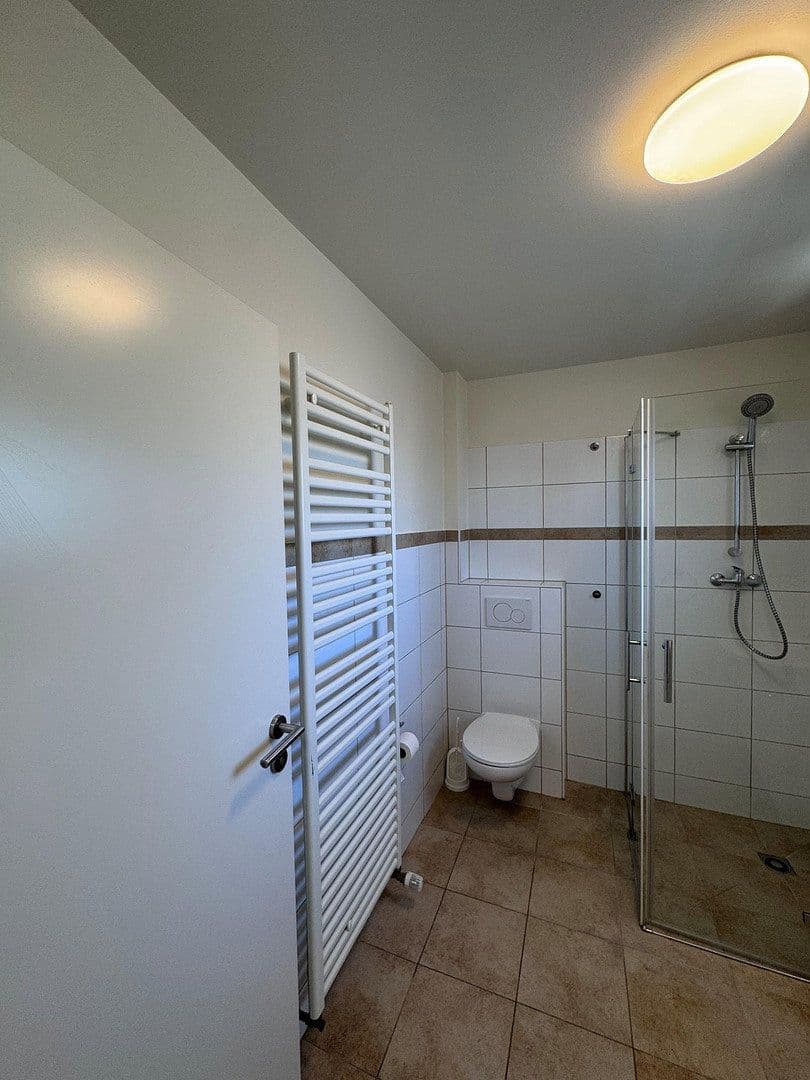 Pronájem bytu 1+1 30 m², Wilhelm-Kobelt-Str., Frankfurt am Main, Hessen Pronájem bytu 1+1 30 m², Wilhelm-Kobelt-Str., Frankfurt am Main, Hessen