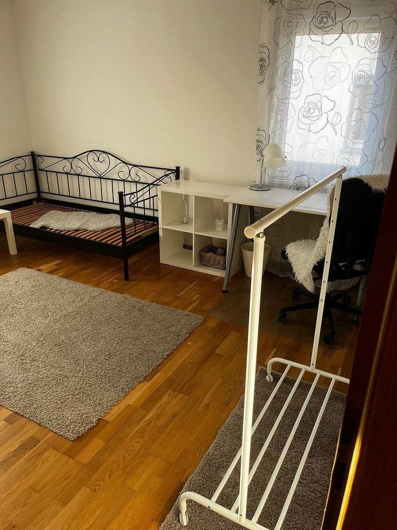 Pronájem bytu 1+1 18 m², Villingen-Schwenningen, Bádensko-Württembersko Pronájem bytu 1+1 18 m², Villingen-Schwenningen, Bádensko-Württembersko