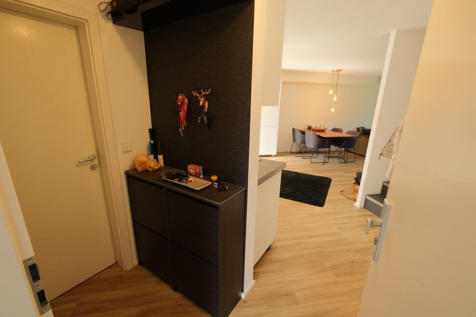 Pronájem bytu 3+1 76 m², Köln, Severní Porýní-Vestfálsko Pronájem bytu 3+1 76 m², Köln, Severní Porýní-Vestfálsko