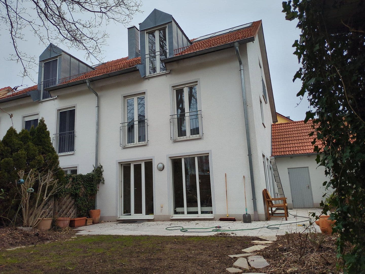 Pronájem domu 152 m², pozemek 300 m², Erding, Bavorsko Pronájem domu 152 m², pozemek 300 m², Erding, Bavorsko