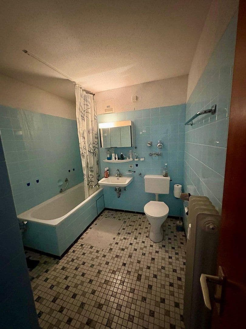 Pronájem bytu 1+kk 47 m², Silcherstraße 9, Bad Teinach-Zavelstein, Bádensko-Württembersko Pronájem bytu 1+kk 47 m², Silcherstraße 9, Bad Teinach-Zavelstein, Bádensko-Württembersko