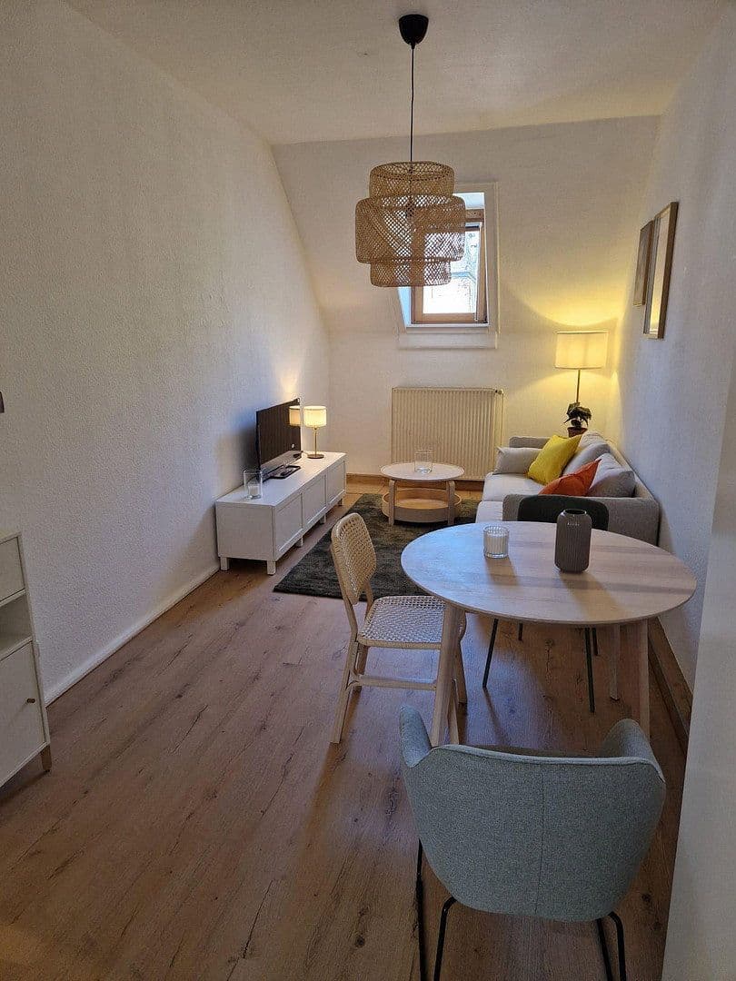 Pronájem bytu 2+1 42 m², Wiesbaden, Hessen Pronájem bytu 2+1 42 m², Wiesbaden, Hessen