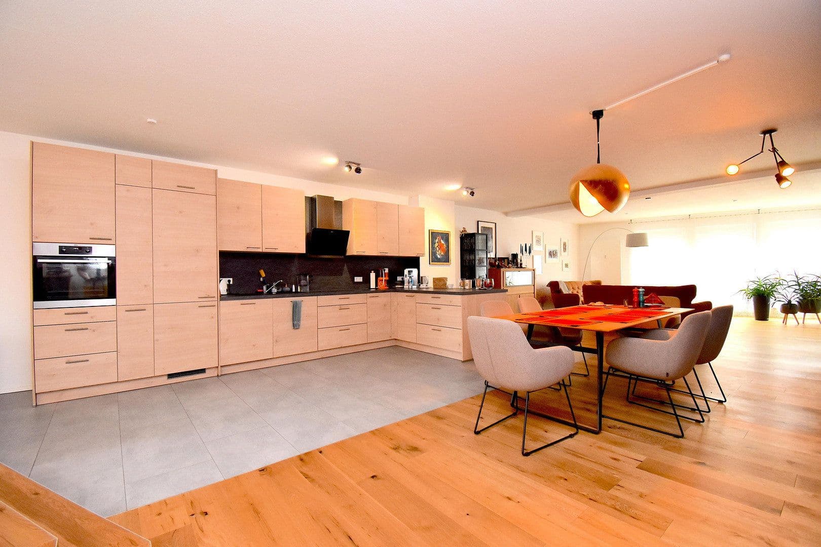 Pronájem bytu 3+kk 164 m², Stuttgarter Straße 23, Weil der Stadt, Bádensko-Württembersko Pronájem bytu 3+kk 164 m², Stuttgarter Straße 23, Weil der Stadt, Bádensko-Württembersko