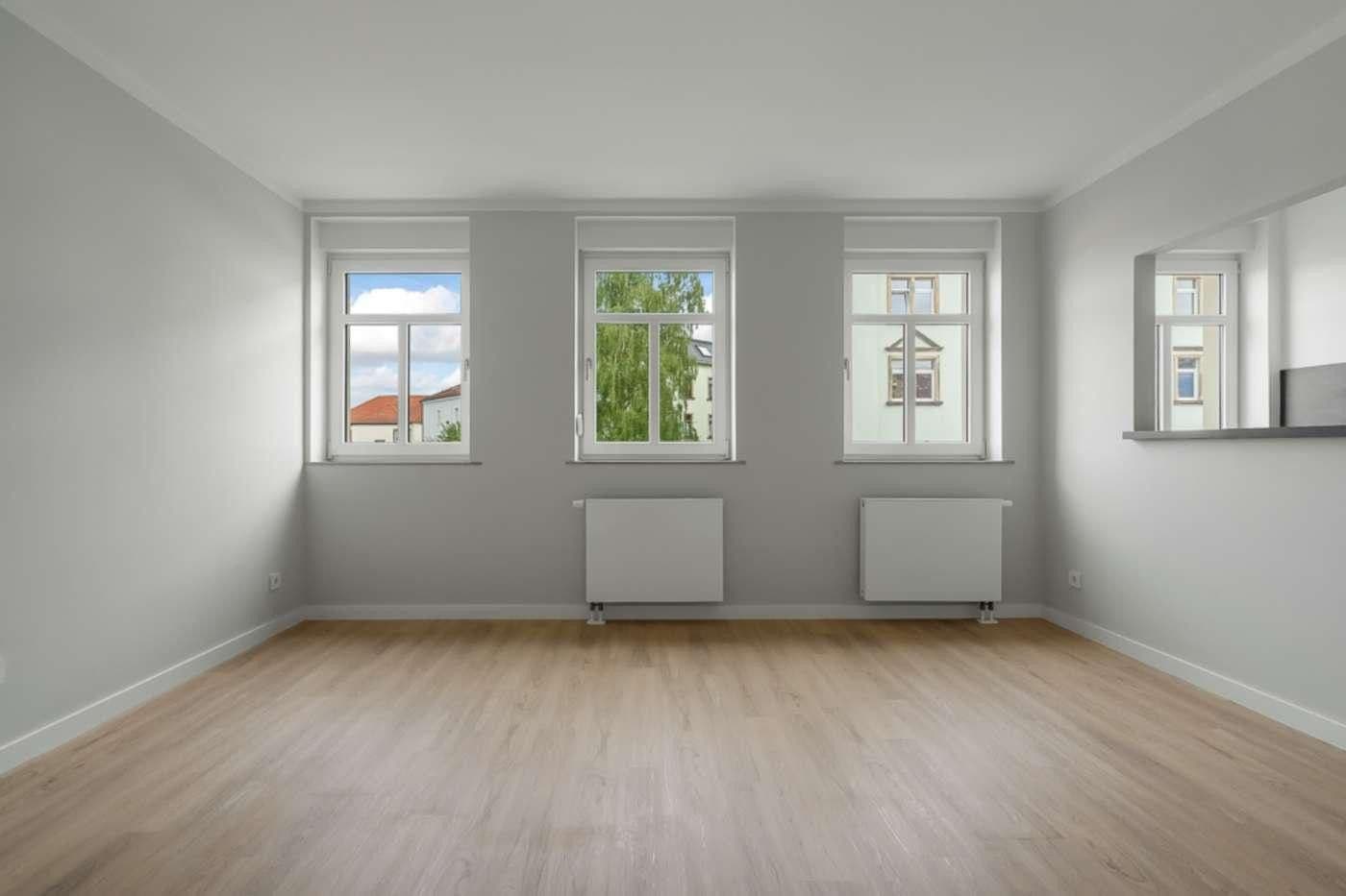 Pronájem bytu 1+1 34 m², Uhlandstraße 8, Heidenau, Sasko Pronájem bytu 1+1 34 m², Uhlandstraße 8, Heidenau, Sasko