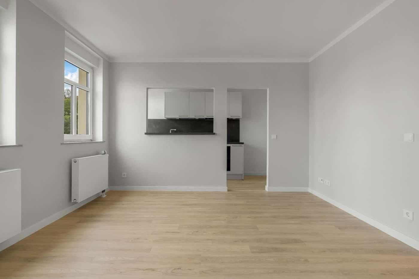 Pronájem bytu 1+1 34 m², Uhlandstraße 8, Heidenau, Sasko Pronájem bytu 1+1 34 m², Uhlandstraße 8, Heidenau, Sasko