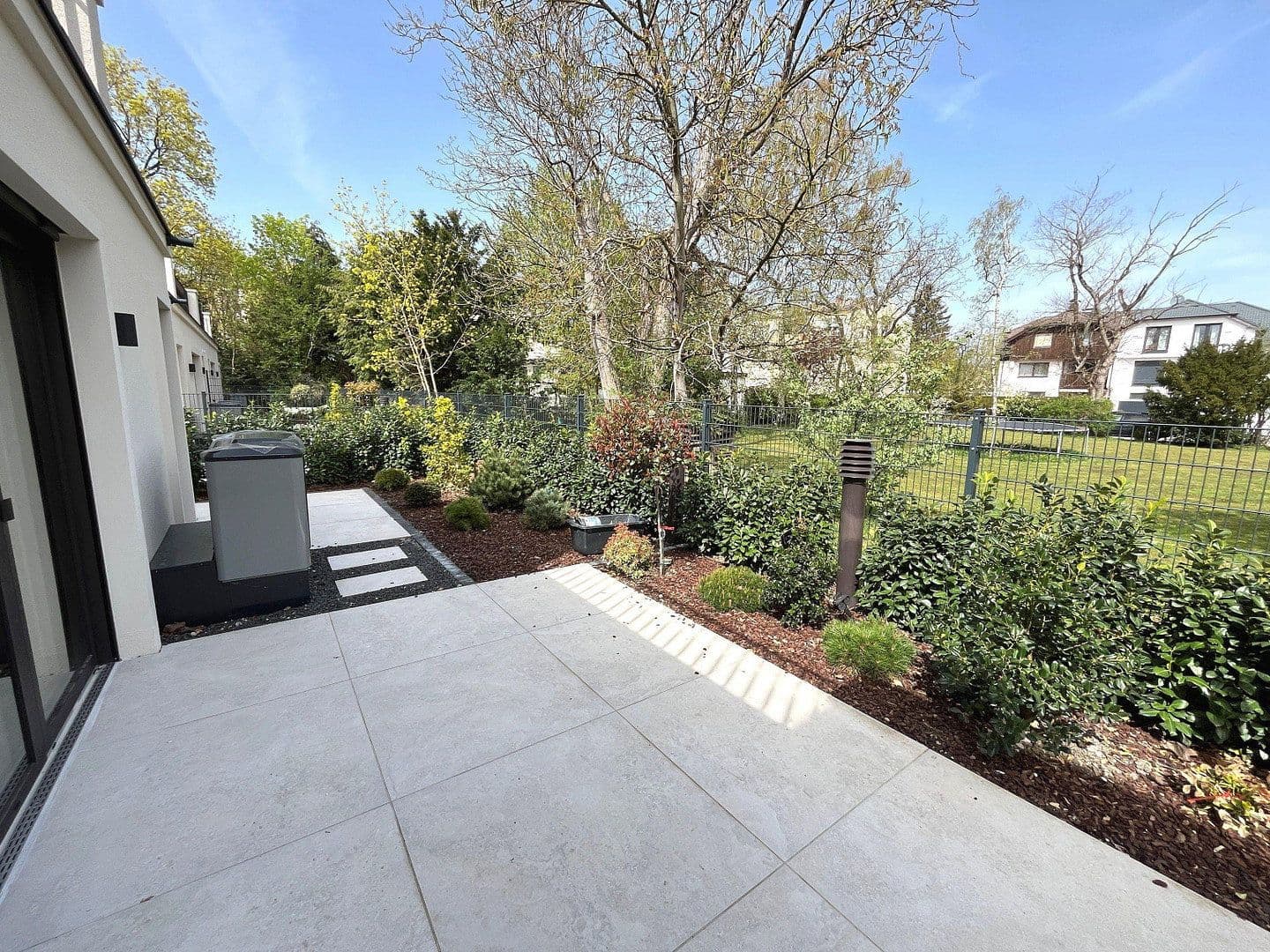 Prodej domu 243 m², pozemek 276 m², Sembdnerstraße 8, Germering, Bavorsko Prodej domu 243 m², pozemek 276 m², Sembdnerstraße 8, Germering, Bavorsko