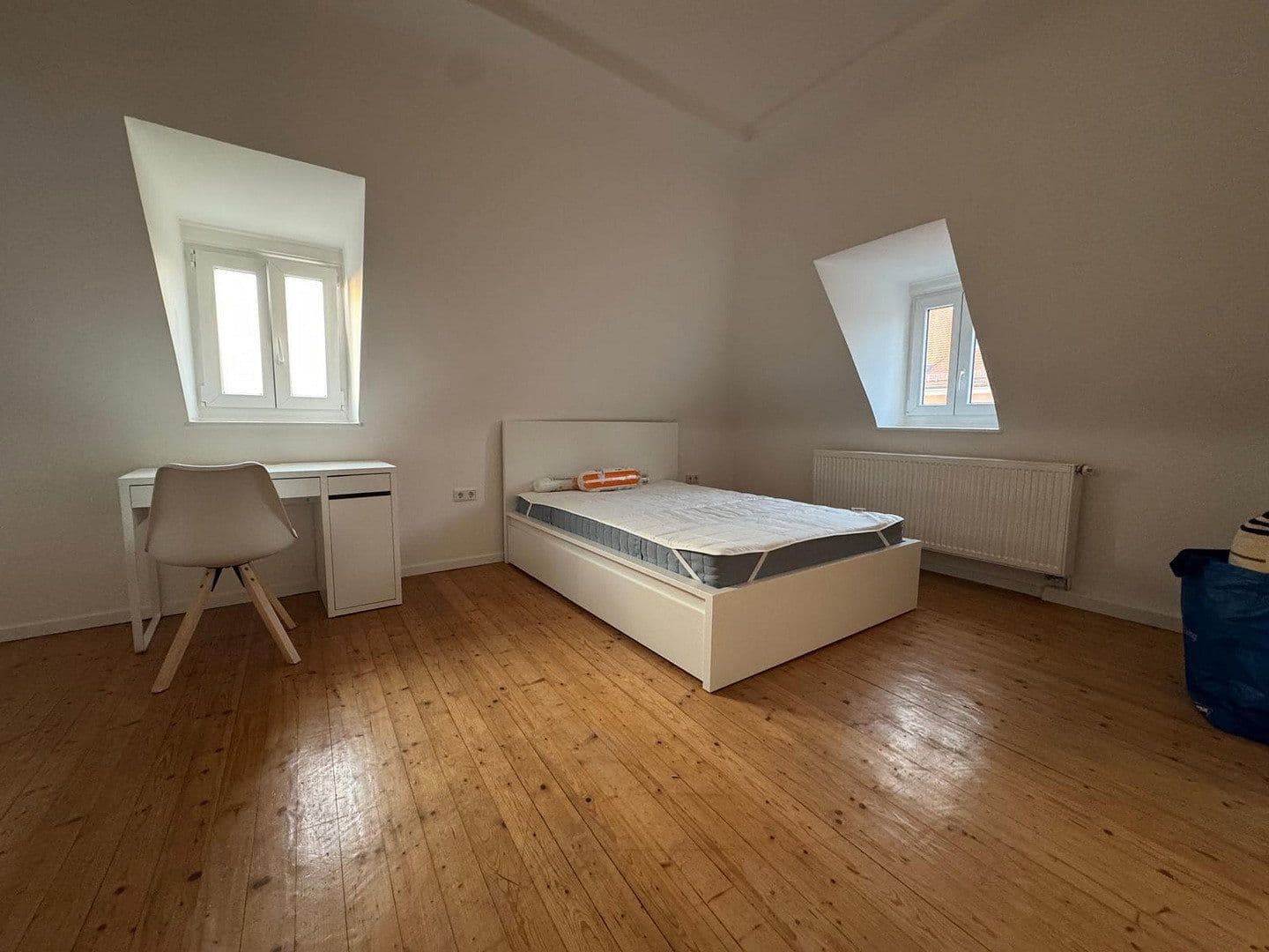 Pronájem bytu 14 m², Kirschgartenstraße 22, Nürnberg, Bavorsko Pronájem bytu 14 m², Kirschgartenstraße 22, Nürnberg, Bavorsko