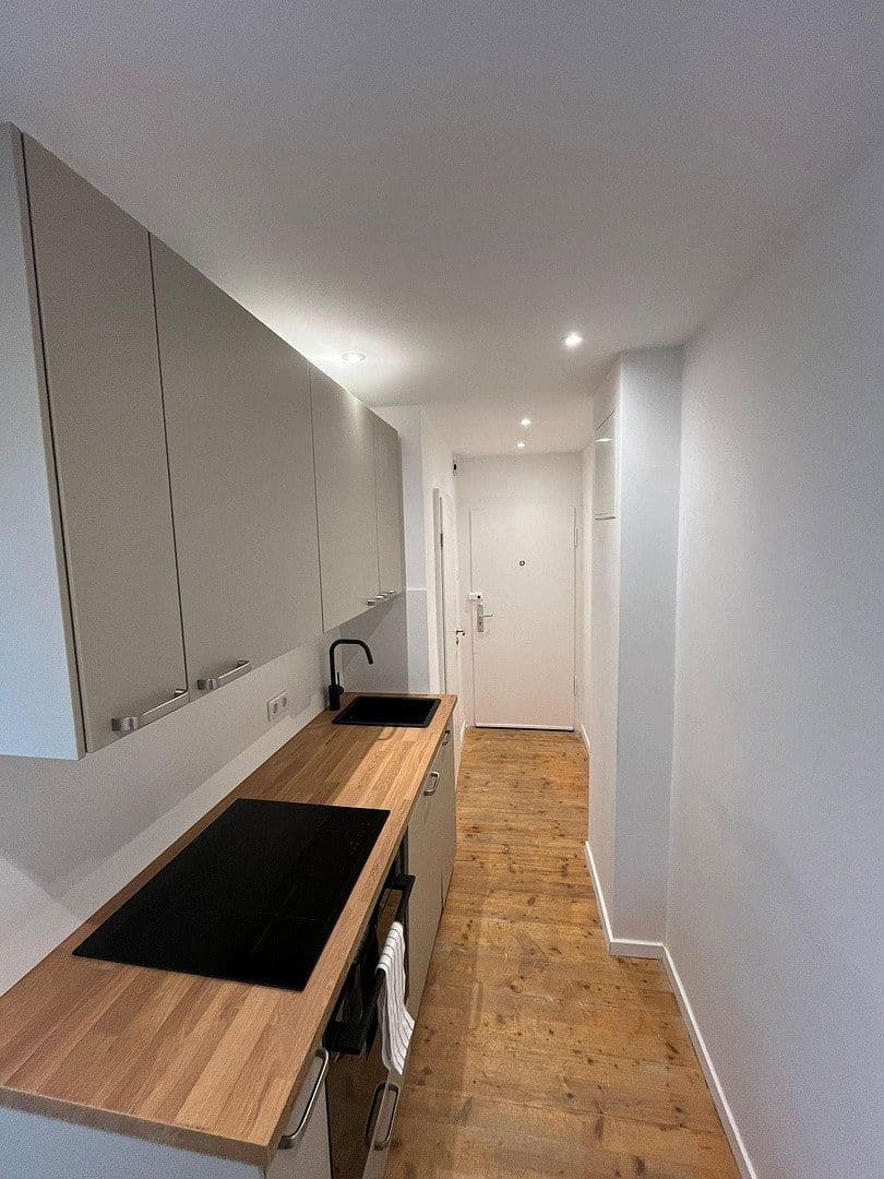 Pronájem bytu 14 m², Kirschgartenstraße 22, Nürnberg, Bavorsko Pronájem bytu 14 m², Kirschgartenstraße 22, Nürnberg, Bavorsko