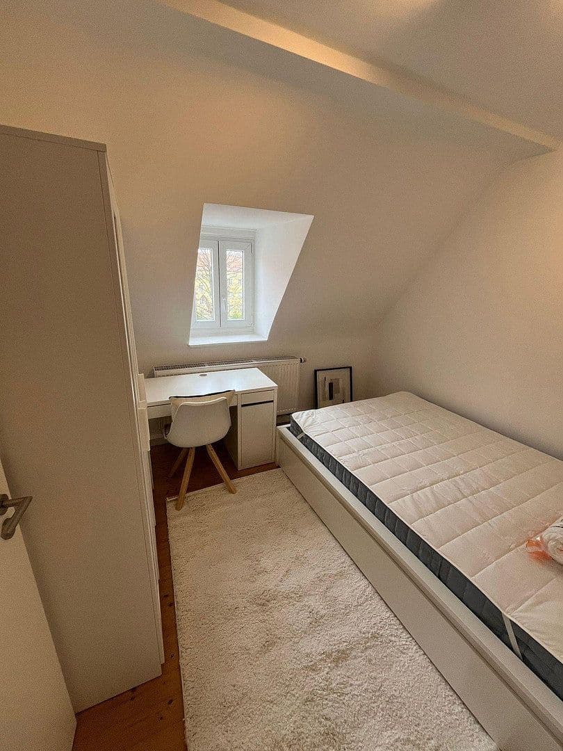 Pronájem bytu 14 m², Kirschgartenstraße 22, Nürnberg, Bavorsko Pronájem bytu 14 m², Kirschgartenstraße 22, Nürnberg, Bavorsko