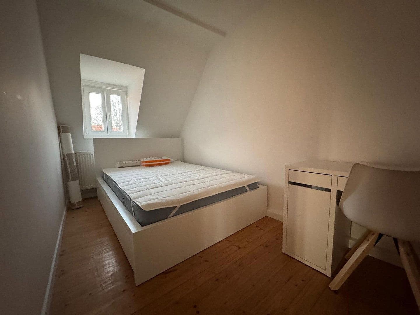 Pronájem bytu 14 m², Kirschgartenstraße 22, Nürnberg, Bavorsko Pronájem bytu 14 m², Kirschgartenstraße 22, Nürnberg, Bavorsko