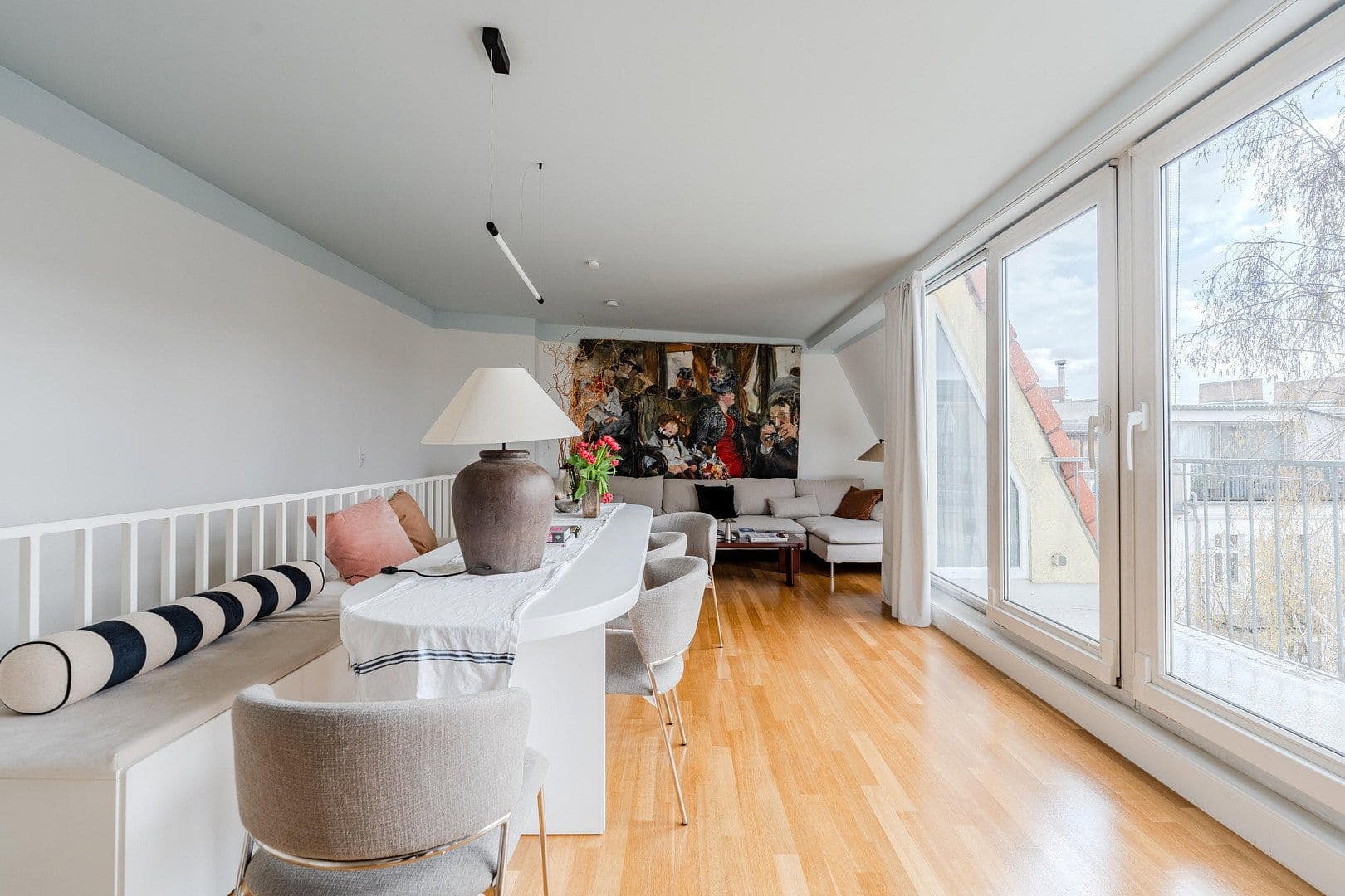 Prodej bytu 3+1 97 m², Berlin, Berlín Prodej bytu 3+1 97 m², Berlin, Berlín