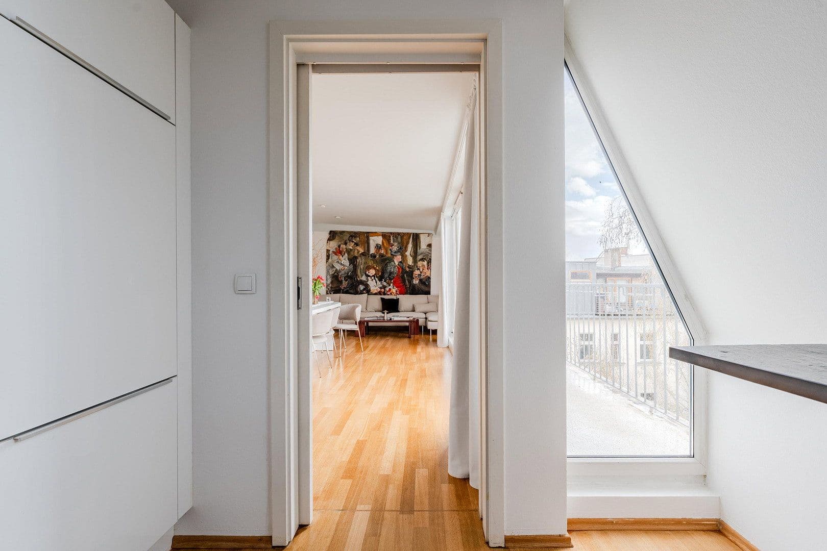 Prodej bytu 3+1 97 m², Berlin, Berlín Prodej bytu 3+1 97 m², Berlin, Berlín