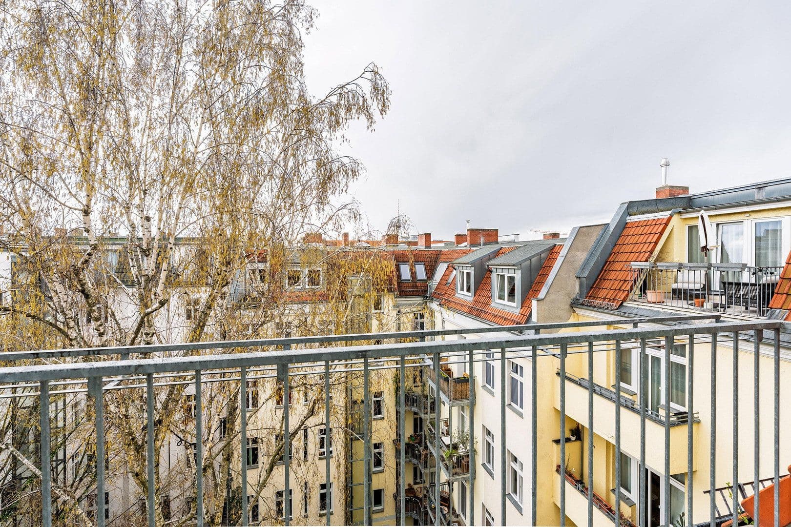 Prodej bytu 3+1 97 m², Berlin, Berlín Prodej bytu 3+1 97 m², Berlin, Berlín