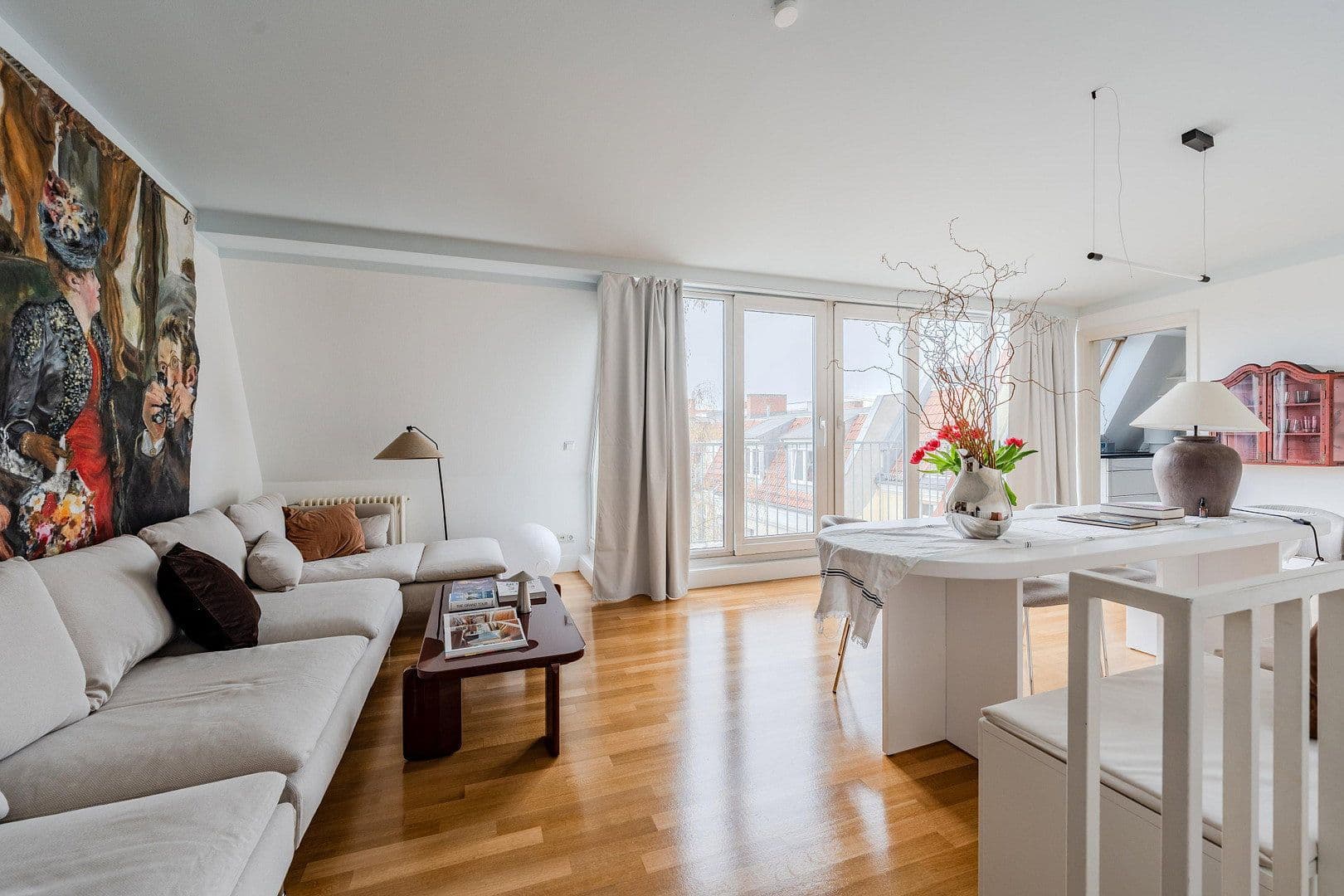 Prodej bytu 3+1 97 m², Berlin, Berlín Prodej bytu 3+1 97 m², Berlin, Berlín