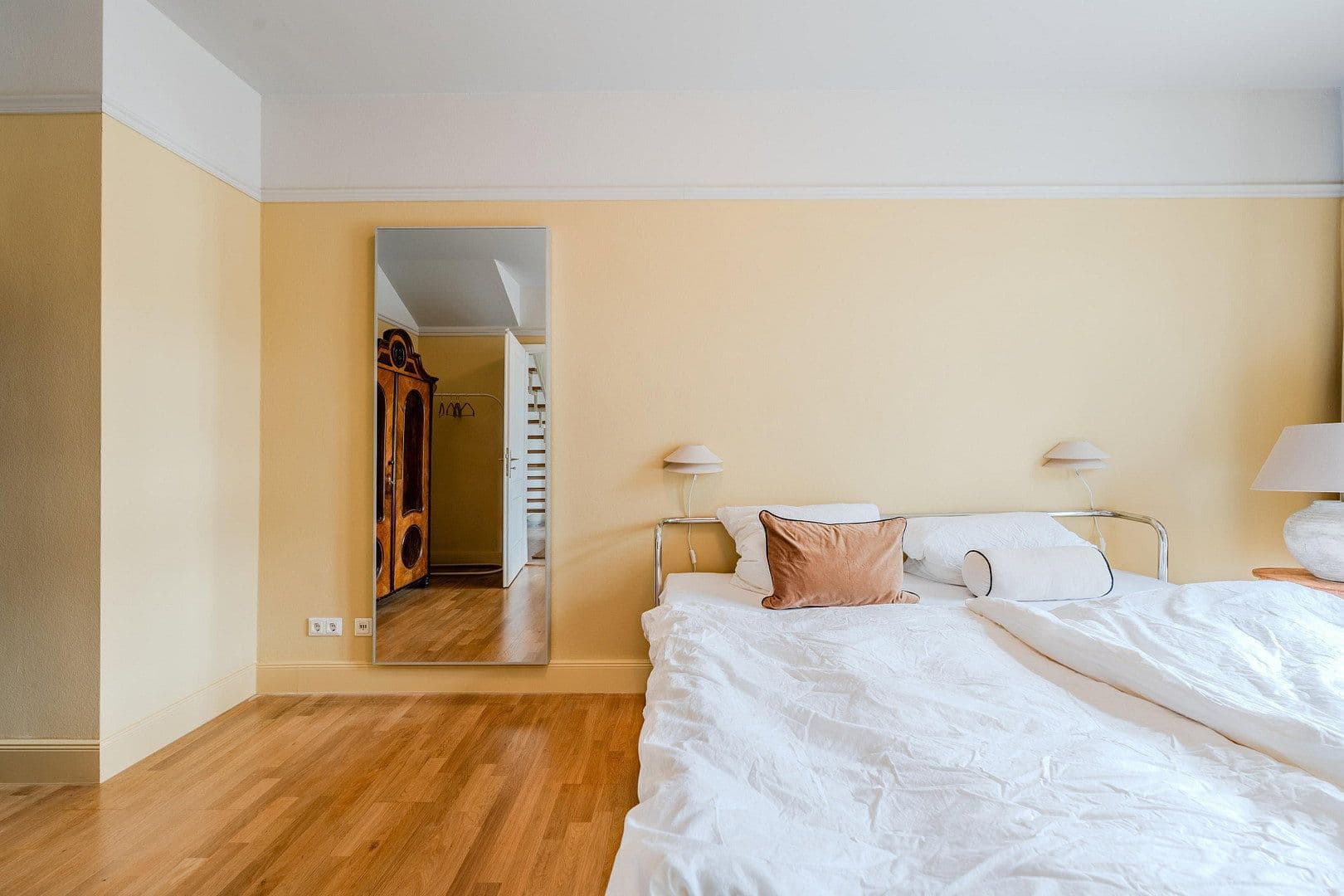 Prodej bytu 3+1 97 m², Berlin, Berlín Prodej bytu 3+1 97 m², Berlin, Berlín