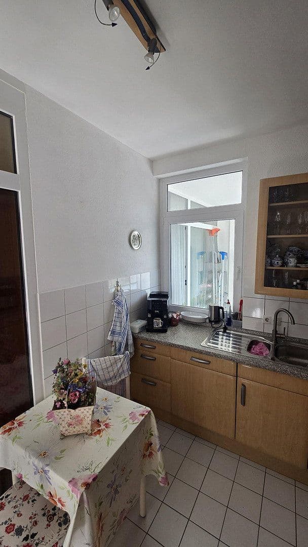 Prodej bytu 2+1 57 m², Hilde-und-Joseph, Professor-Neyses-Platz 2, Düsseldorf, Severní Porýní-Vestfálsko Prodej bytu 2+1 57 m², Hilde-und-Joseph, Professor-Neyses-Platz 2, Düsseldorf, Severní Porýní-Vestfálsko