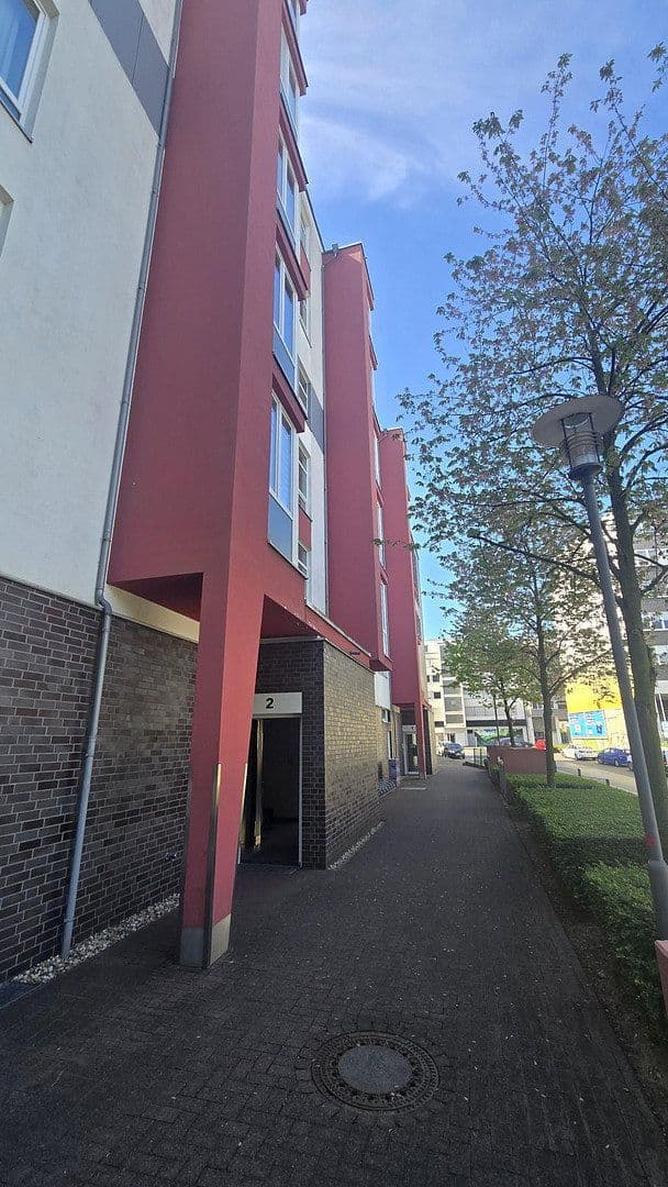 Prodej bytu 2+1 57 m², Hilde-und-Joseph, Professor-Neyses-Platz 2, Düsseldorf, Severní Porýní-Vestfálsko Prodej bytu 2+1 57 m², Hilde-und-Joseph, Professor-Neyses-Platz 2, Düsseldorf, Severní Porýní-Vestfálsko