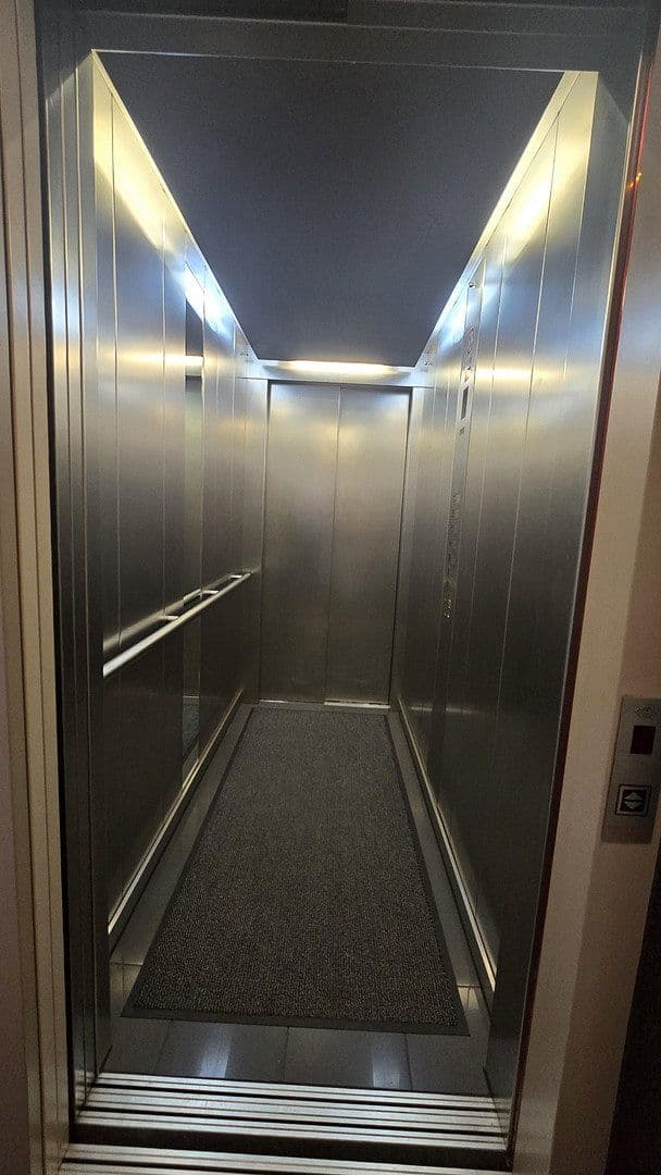 Prodej bytu 2+1 57 m², Hilde-und-Joseph, Professor-Neyses-Platz 2, Düsseldorf, Severní Porýní-Vestfálsko Prodej bytu 2+1 57 m², Hilde-und-Joseph, Professor-Neyses-Platz 2, Düsseldorf, Severní Porýní-Vestfálsko