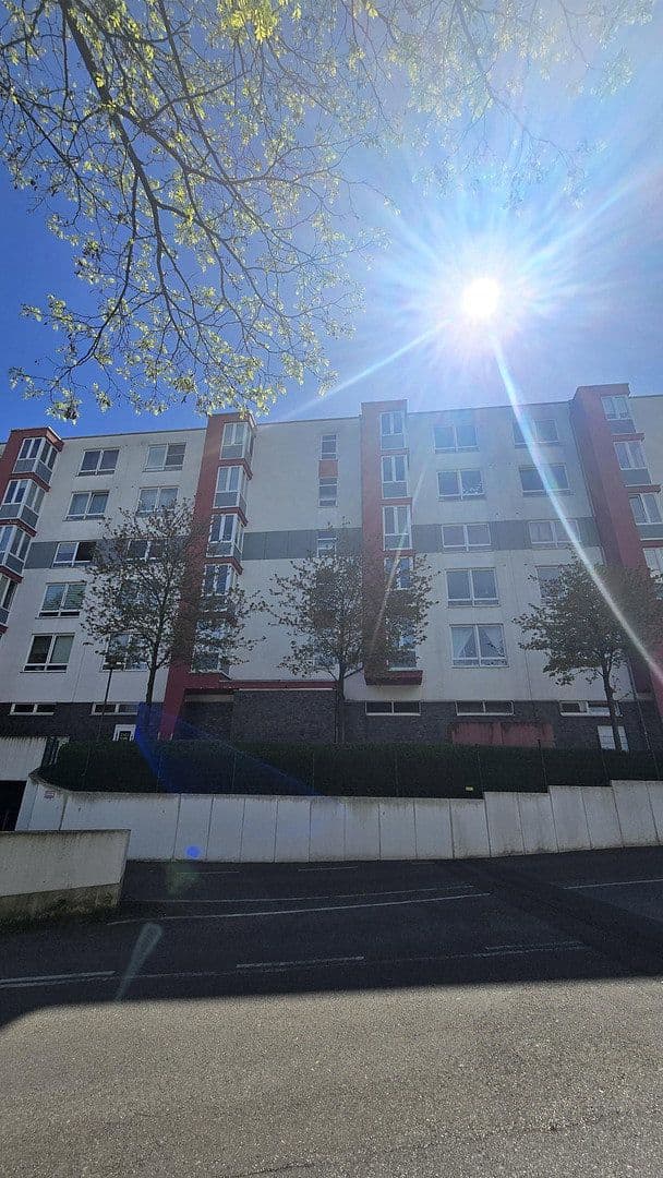 Prodej bytu 2+1 57 m², Hilde-und-Joseph, Professor-Neyses-Platz 2, Düsseldorf, Severní Porýní-Vestfálsko Prodej bytu 2+1 57 m², Hilde-und-Joseph, Professor-Neyses-Platz 2, Düsseldorf, Severní Porýní-Vestfálsko