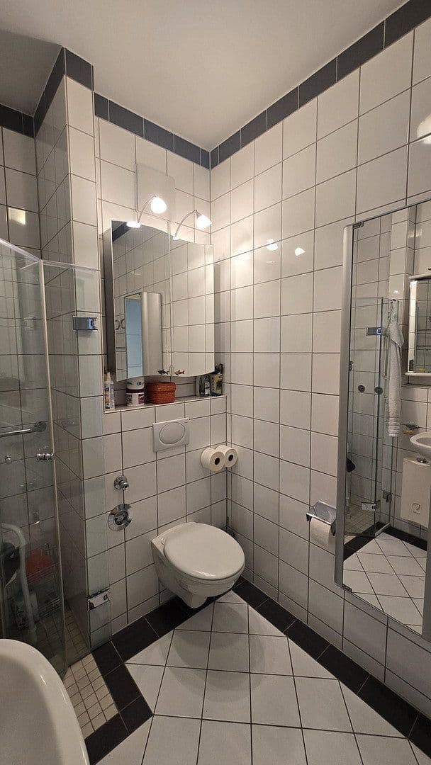 Prodej bytu 2+1 57 m², Hilde-und-Joseph, Professor-Neyses-Platz 2, Düsseldorf, Severní Porýní-Vestfálsko Prodej bytu 2+1 57 m², Hilde-und-Joseph, Professor-Neyses-Platz 2, Düsseldorf, Severní Porýní-Vestfálsko