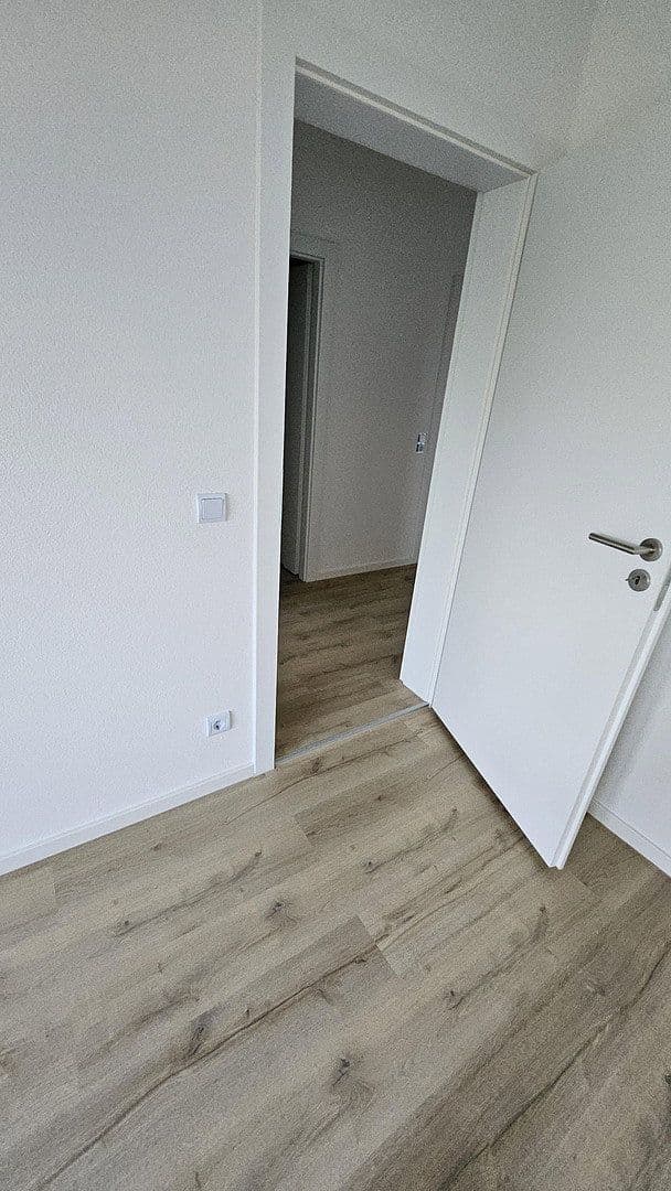 Pronájem bytu 3+1 76 m², Berliner Ring 43, Wertheim, Bádensko-Württembersko Pronájem bytu 3+1 76 m², Berliner Ring 43, Wertheim, Bádensko-Württembersko
