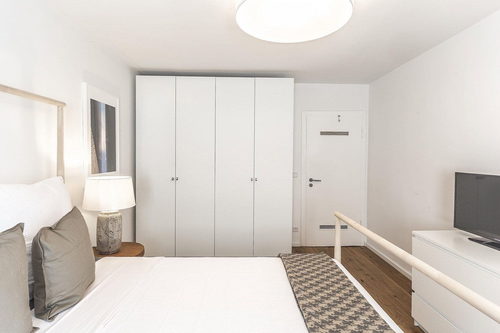 Pronájem bytu 2+1 56 m², Gladbacherstr. 27, Düsseldorf, Severní Porýní-Vestfálsko Pronájem bytu 2+1 56 m², Gladbacherstr. 27, Düsseldorf, Severní Porýní-Vestfálsko