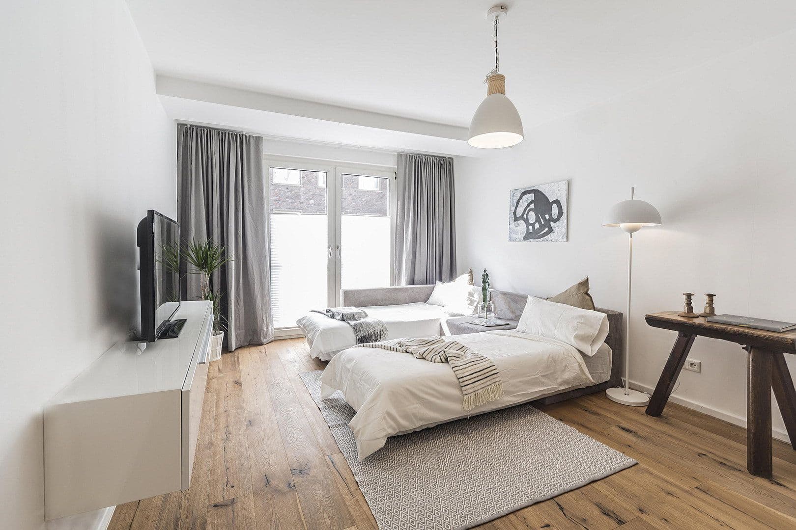 Pronájem bytu 2+1 56 m², Gladbacherstr. 27, Düsseldorf, Severní Porýní-Vestfálsko Pronájem bytu 2+1 56 m², Gladbacherstr. 27, Düsseldorf, Severní Porýní-Vestfálsko