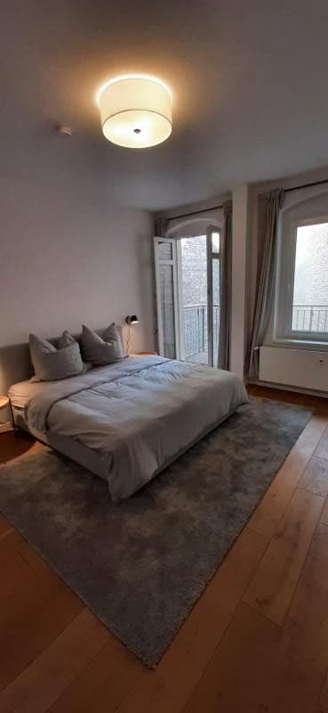 Pronájem bytu 2+1 83 m², Fritz-Reuter-Str.3, Berlin, Berlín Pronájem bytu 2+1 83 m², Fritz-Reuter-Str.3, Berlin, Berlín