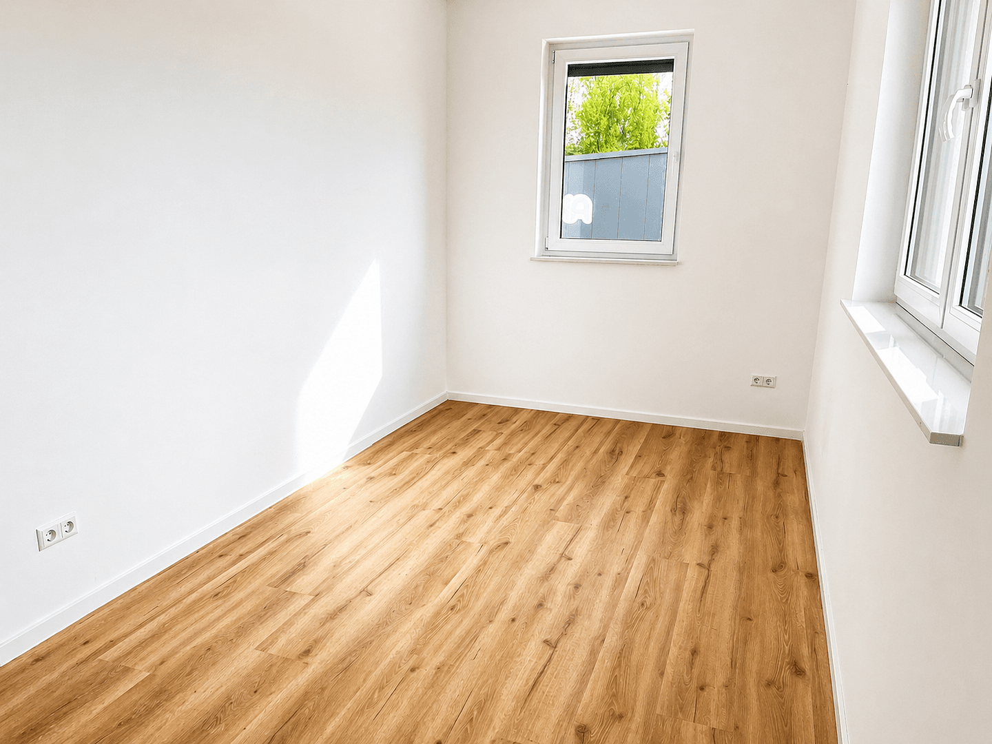 Pronájem kanceláře 42 m², Philippsburg, Bádensko-Württembersko Pronájem kanceláře 42 m², Philippsburg, Bádensko-Württembersko