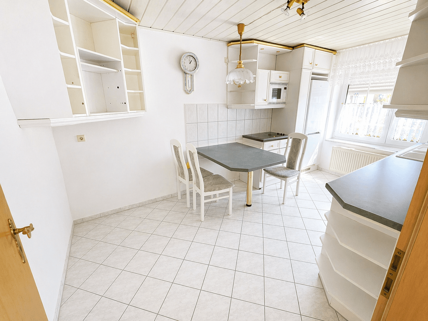 Prodej domu 105 m², pozemek 490 m², Mecklenburgerstr. 29, Langenzenn, Bavorsko Prodej domu 105 m², pozemek 490 m², Mecklenburgerstr. 29, Langenzenn, Bavorsko