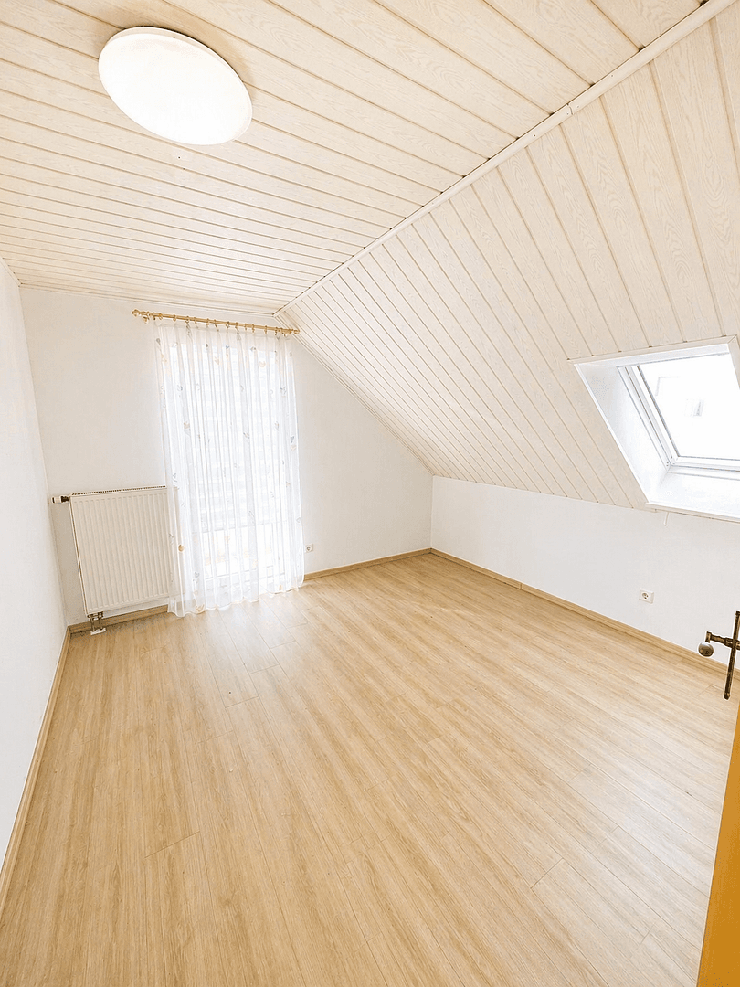 Prodej domu 105 m², pozemek 490 m², Mecklenburgerstr. 29, Langenzenn, Bavorsko Prodej domu 105 m², pozemek 490 m², Mecklenburgerstr. 29, Langenzenn, Bavorsko
