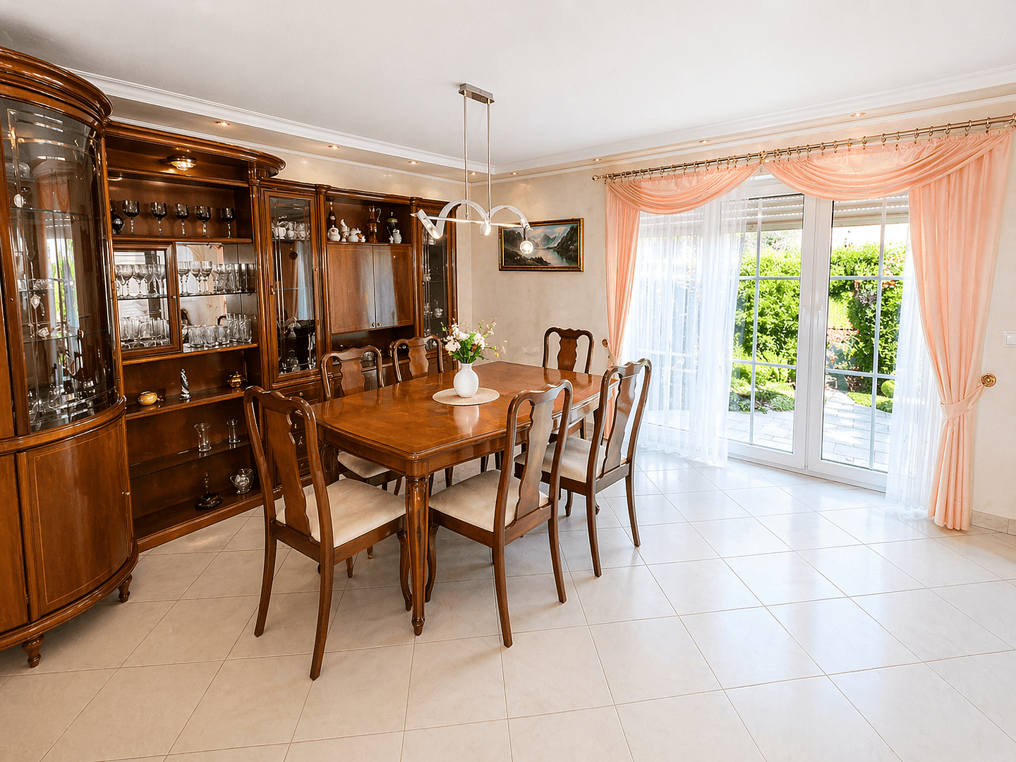 Prodej domu 105 m², pozemek 490 m², Mecklenburgerstr. 29, Langenzenn, Bavorsko Prodej domu 105 m², pozemek 490 m², Mecklenburgerstr. 29, Langenzenn, Bavorsko