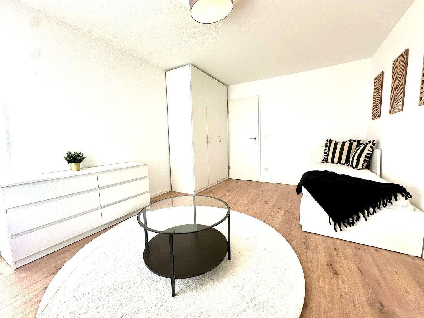 Pronájem bytu 50 m², Senftlstraße 1a, München, Bavorsko Pronájem bytu 50 m², Senftlstraße 1a, München, Bavorsko
