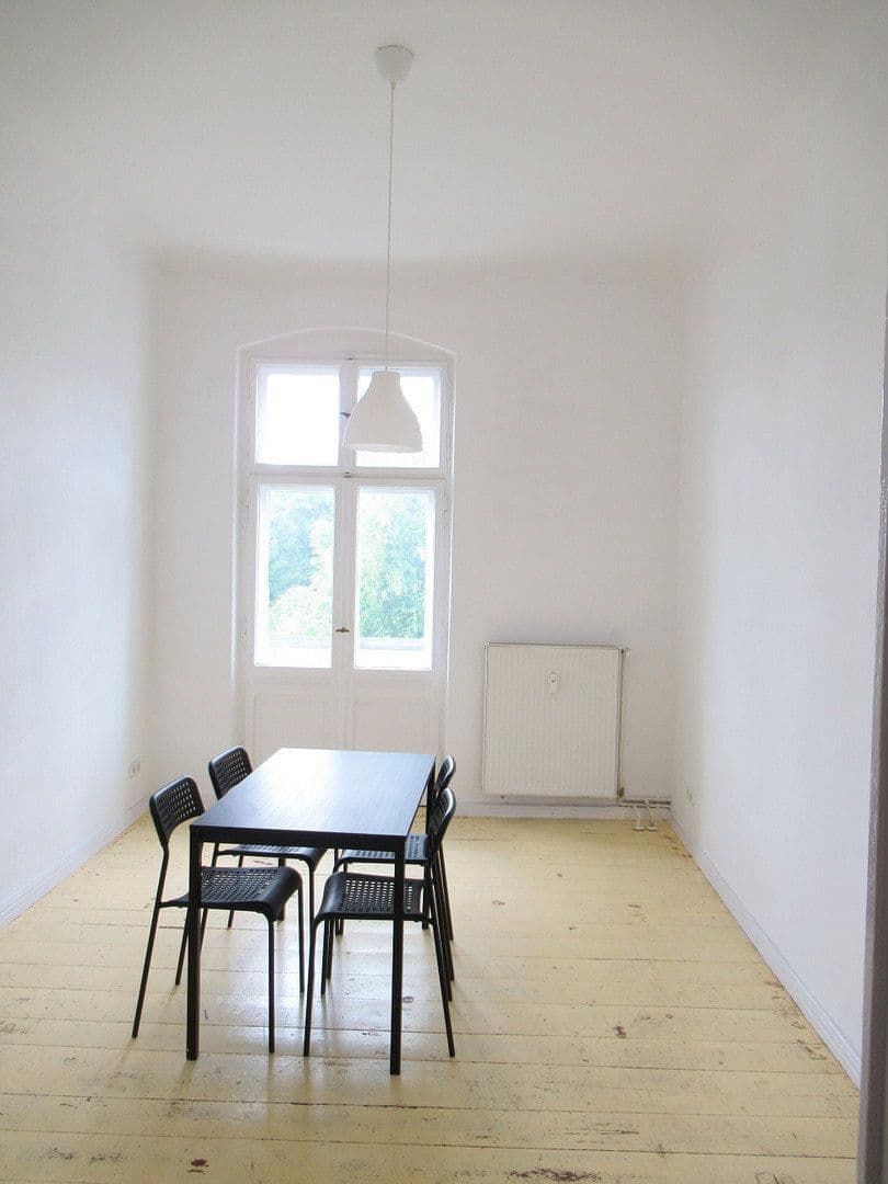 Pronájem bytu 3+1 93 m², Berlin, Berlín Pronájem bytu 3+1 93 m², Berlin, Berlín