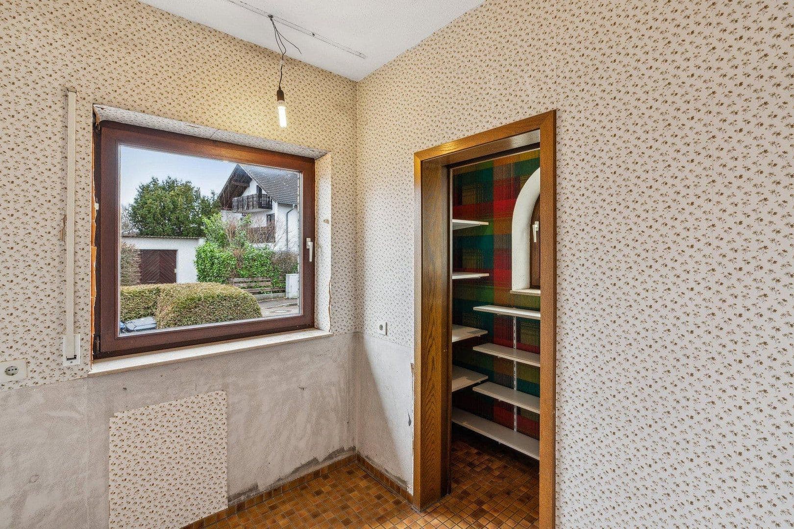 Prodej domu 140 m², pozemek 774 m², Erbach, Bádensko-Württembersko Prodej domu 140 m², pozemek 774 m², Erbach, Bádensko-Württembersko