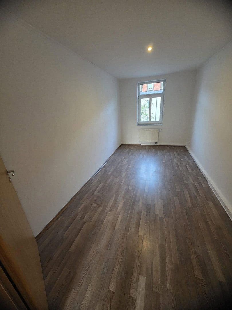 Pronájem bytu 2+1 40 m², Platenstr. 16, Nürnberg, Bavorsko Pronájem bytu 2+1 40 m², Platenstr. 16, Nürnberg, Bavorsko