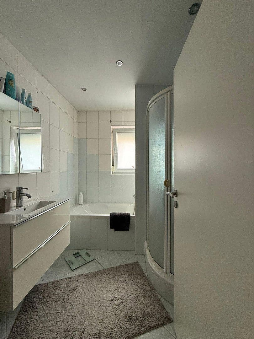 Prodej bytu 4+1 98 m², Öhringen, Bádensko-Württembersko Prodej bytu 4+1 98 m², Öhringen, Bádensko-Württembersko