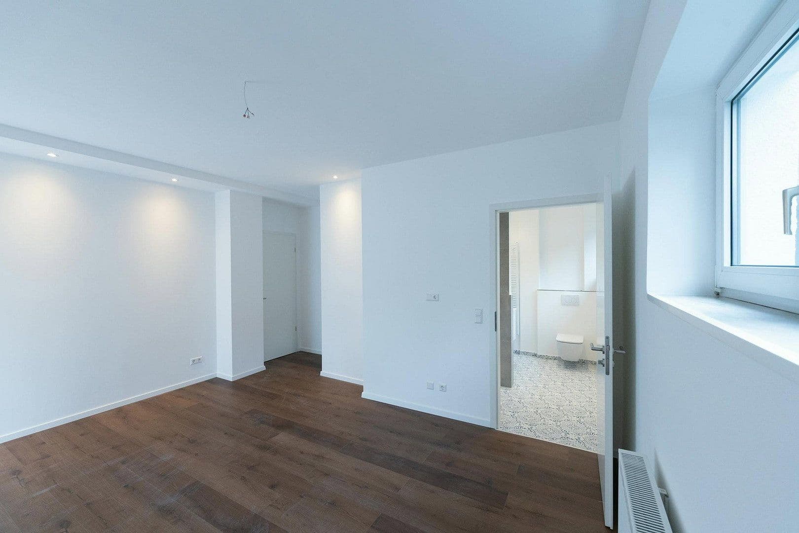 Pronájem bytu 5+1 131 m², Burgstallstrasse 35, Stuttgart, Bádensko-Württembersko Pronájem bytu 5+1 131 m², Burgstallstrasse 35, Stuttgart, Bádensko-Württembersko