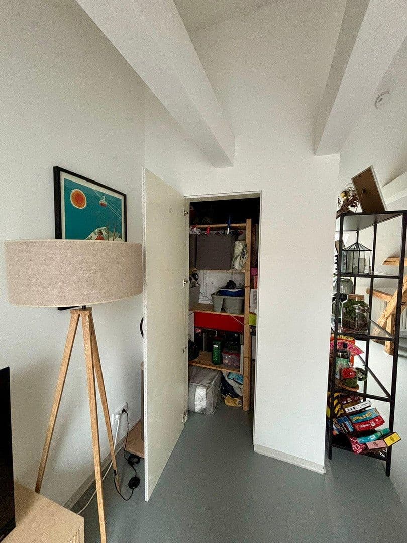 Pronájem bytu 2+kk 62 m², Feuerseeplatz 10, Stuttgart, Bádensko-Württembersko Pronájem bytu 2+kk 62 m², Feuerseeplatz 10, Stuttgart, Bádensko-Württembersko