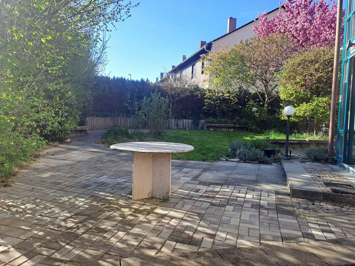 Prodej domu 172 m², pozemek 386 m², Raiffeisenstraße 10, Bonstetten, Bavorsko Prodej domu 172 m², pozemek 386 m², Raiffeisenstraße 10, Bonstetten, Bavorsko