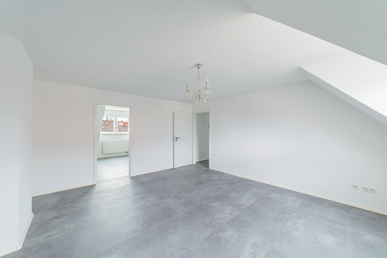 Prodej bytu 3+1 78 m², Elisenstr 18, Nürnberg, Bavorsko Prodej bytu 3+1 78 m², Elisenstr 18, Nürnberg, Bavorsko