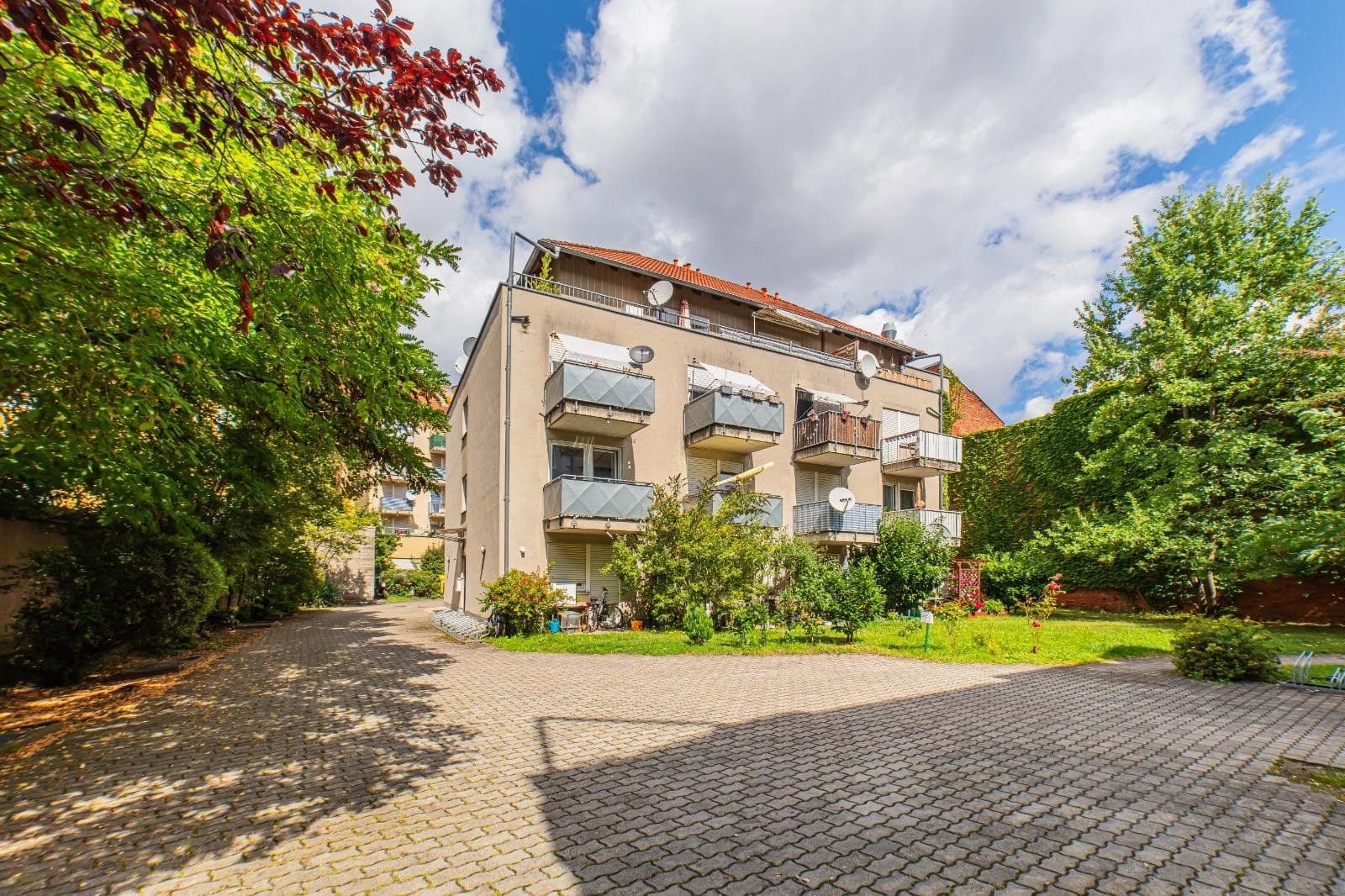 Prodej bytu 3+1 78 m², Elisenstr 18, Nürnberg, Bavorsko Prodej bytu 3+1 78 m², Elisenstr 18, Nürnberg, Bavorsko